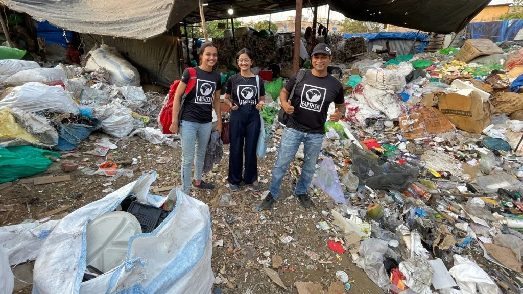 Cleanup volunteers